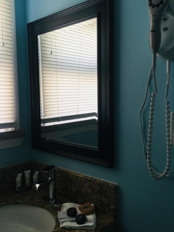 Dolphin Cove Motel image 83